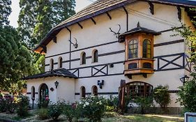 Hosteria La Posta Del Cazador